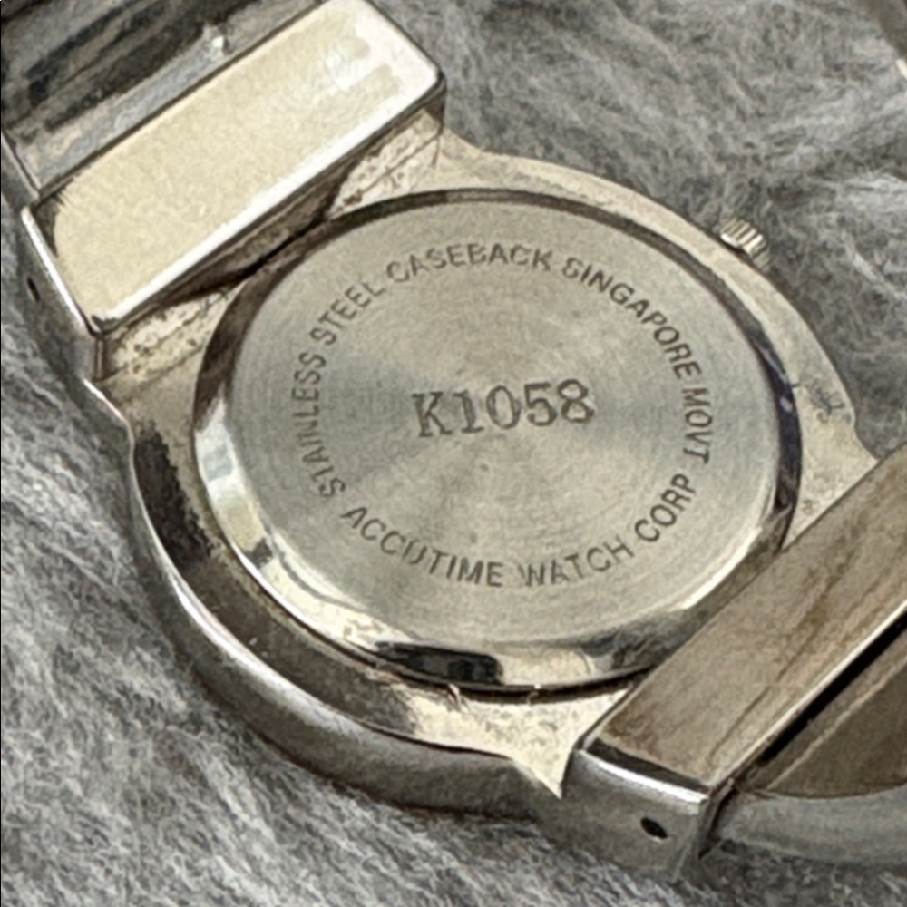 Vivani Silver Tone and Abalone  Hinge Watch - Picture 7 of 7